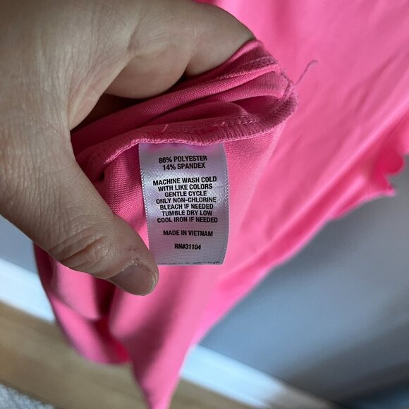 Crown & Ivy Sleeveless Athletic Tank Top Pink Barbiecore Scalloped Edges XXL - Picture 7 of 7